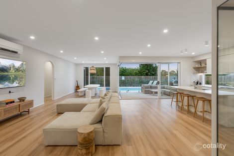 18 Gulawa Ave, Highfields, QLD 4352