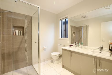 Property photo of 13 Lexington Crescent Officer VIC 3809