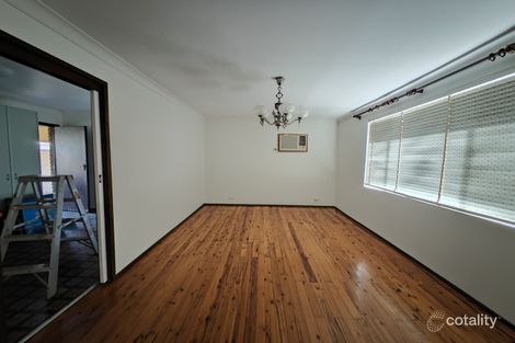 Property photo of 13 Aber Grove Mount Druitt NSW 2770