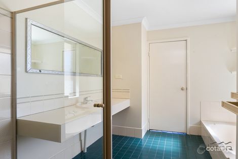 Property photo of 10 Schaffers Place Thornlie WA 6108