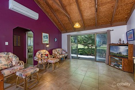 Property photo of 14 Dandaloo Way Ocean Shores NSW 2483