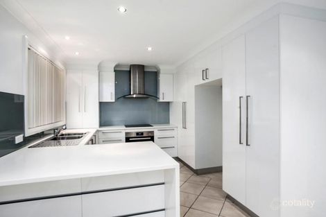 Property photo of 65 Minda Crescent Oak Flats NSW 2529