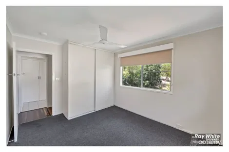 Property photo of 15 Beaconsfield Terrace The Range QLD 4700