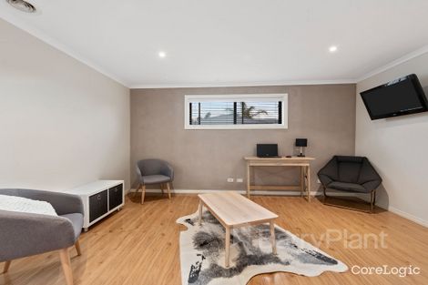 Property photo of 1/79 Laura Road Knoxfield VIC 3180