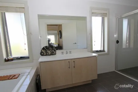 Property photo of 26 Northampton Drive Glenfield NSW 2167