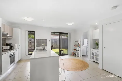 Property photo of 7/1 Gumview Street Albany Creek QLD 4035