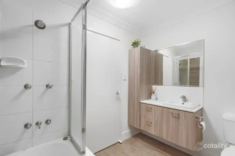 Property photo of 7/1 Gumview Street Albany Creek QLD 4035