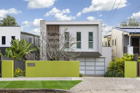 77 Effingham St, Tarragindi, QLD 4121
