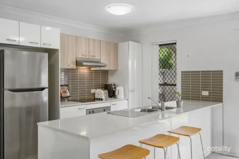 Property photo of 7/1 Gumview Street Albany Creek QLD 4035