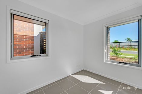 Property photo of 4 Hartnell Drive Park Ridge QLD 4125