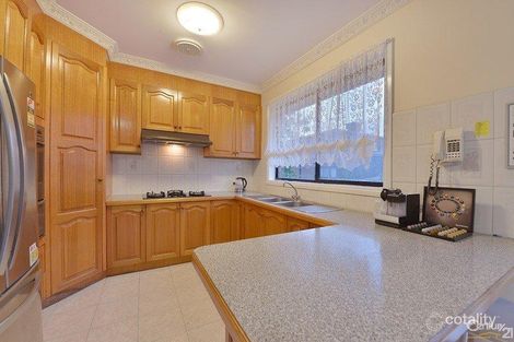Property photo of 13 Schneider Crescent Clarinda VIC 3169