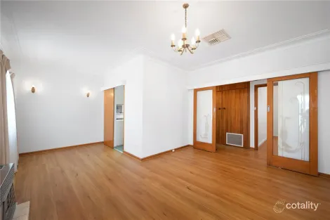 Property photo of 711 Gilbert Road Reservoir VIC 3073