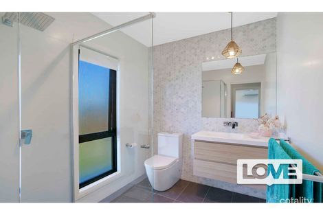 Property photo of 2/110 Lakeview Street Speers Point NSW 2284