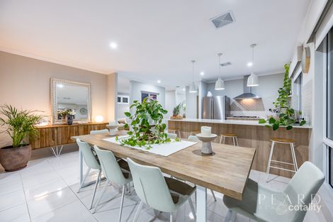 Property photo of 23 Pallium Way Jindalee WA 6036