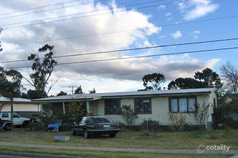 32 Halmahera Cres, Lethbridge Park, NSW 2770