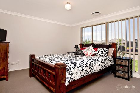 Property photo of 11 Mackay Circuit Ropes Crossing NSW 2760