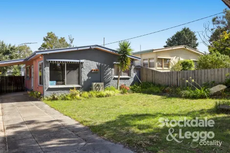 94 Sixth Ave, Rosebud, VIC 3939