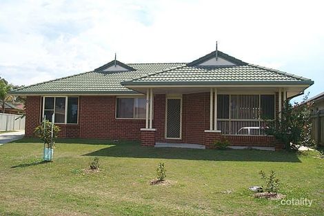 6 Daring Cl, Yamba, NSW 2464