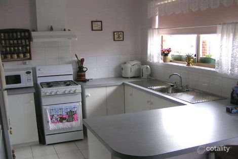 Property photo of 2/17 Saxtons Drive Moe VIC 3825