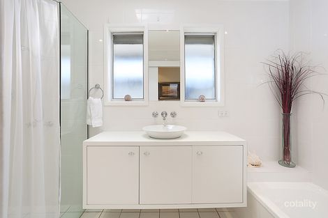 Property photo of 65 Alec Avenue Mermaid Waters QLD 4218
