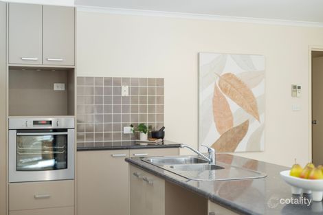 Property photo of 27 Donoghoe Crescent Queanbeyan East NSW 2620