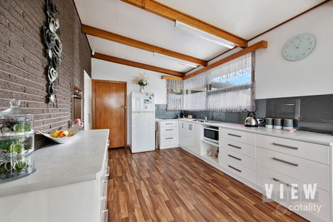 Property photo of 17 Haines Place Devonport TAS 7310