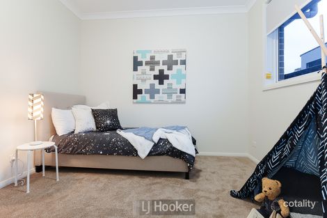 Property photo of 18 Olsen Crescent Warners Bay NSW 2282