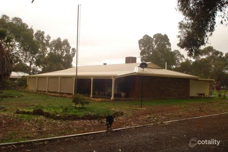 10 Fletcher Rd, Lewiston, SA 5501