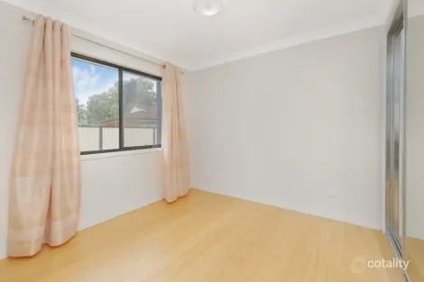 Property photo of 12 Rosenthal Street Doonside NSW 2767