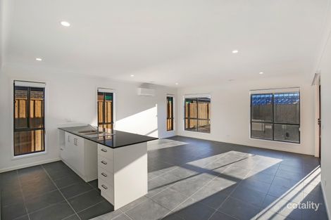 Property photo of 5 Cavalier Street Wyndham Vale VIC 3024