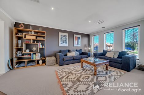 Property photo of 33 Barwick Gardens Point Cook VIC 3030