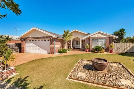 84 Homestead Dr, St Albans Park, VIC 3219