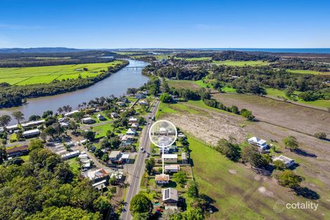 Property photo of 6 Baraang Drive Broadwater NSW 2472