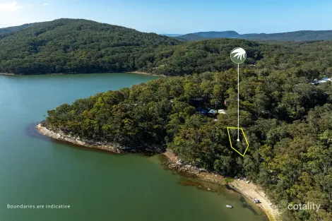Property photo of 127 Amaroo Drive Smiths Lake NSW 2428