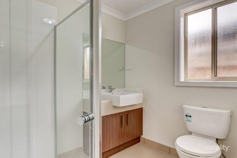 10b Bowerbird Pl, Truganina, VIC 3029