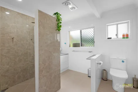 Property photo of 391 Boat Harbour Drive Scarness QLD 4655