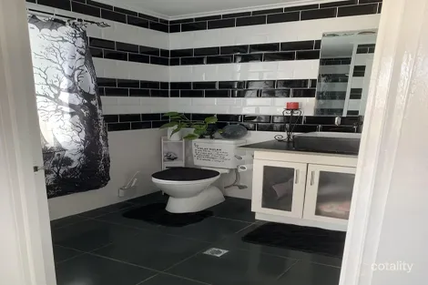 Property photo of 9 Ditchmen Drive Grantham QLD 4347