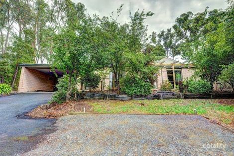 Property photo of 6 Pindari Drive Mount Clear VIC 3350