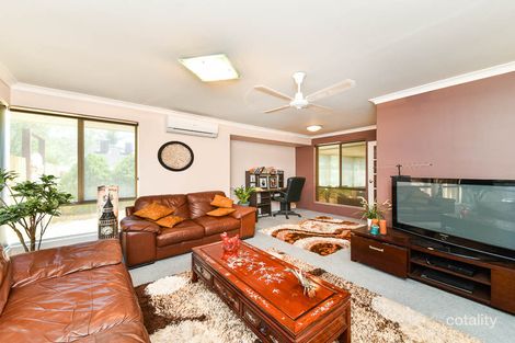 Property photo of 24 Explorer Drive Thornlie WA 6108