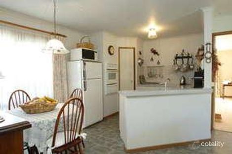 Property photo of 6 Bluegrass Walk Frankston VIC 3199