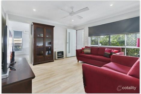 Property photo of 5 Scribbly Place Macquarie Fields NSW 2564