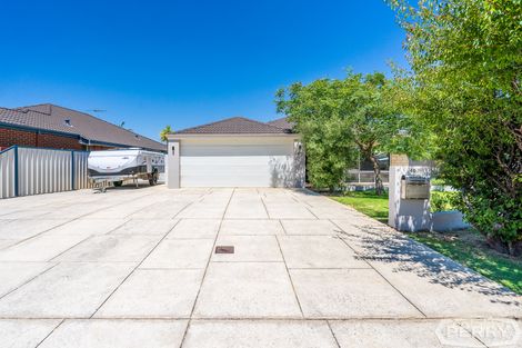 Property photo of 40 Camden Way Meadow Springs WA 6210