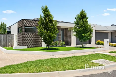 9 Walkside Bvd, Fraser Rise, VIC 3336