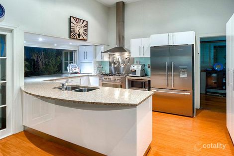 Property photo of 4 Fifth Avenue Kedron QLD 4031