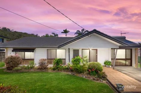 Property photo of 13 Van Dieman Crescent Springwood QLD 4127