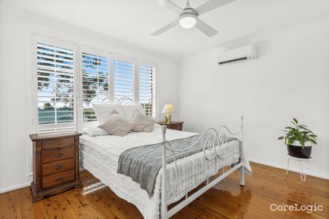 Property photo of 22 Hillside Drive Albion Park NSW 2527