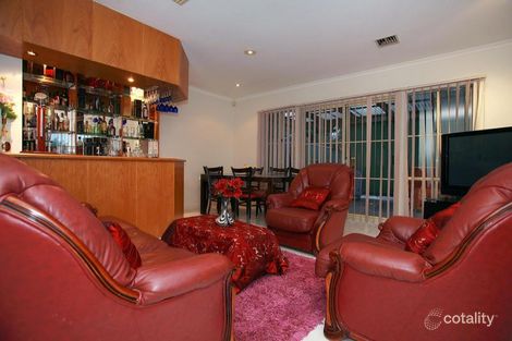 Property photo of 18 Emmerson Street Keysborough VIC 3173