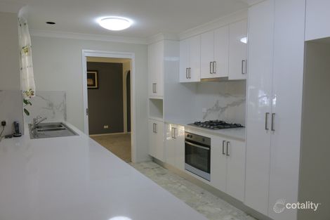 Property photo of 5 Ona Close Bossley Park NSW 2176