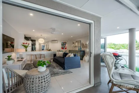6/137 Williams Esp, Palm Cove, QLD 4879
