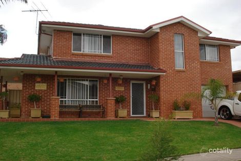 10b Wellesley Pl, Green Valley, NSW 2168